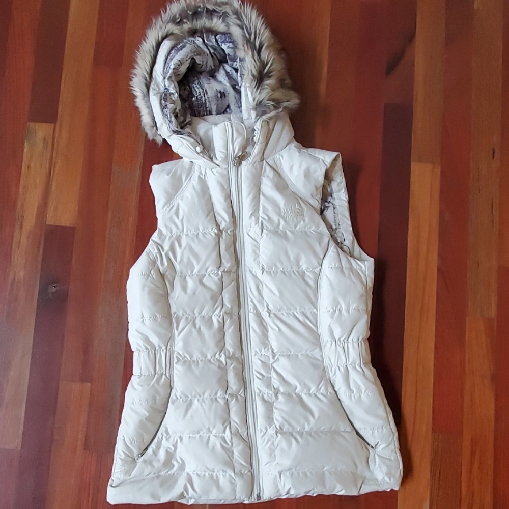 Beautiful North Face white hooded fur vest